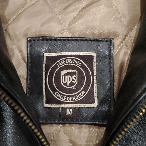UPS Genuine Leather Circle of Honor Safe Driving Award Leather Jacket - Picture 9 of 15